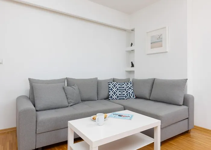 Spacious Apartment Palac Jana III Wilanow By Noclegi Renters
