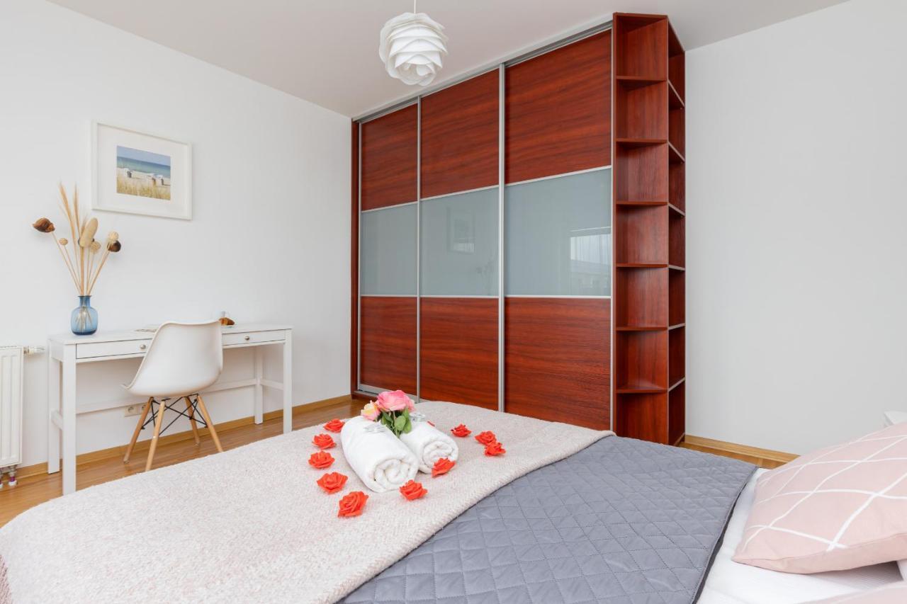 Spacious Palac Jana Iii Wilanow By Renters Appartement Warschau